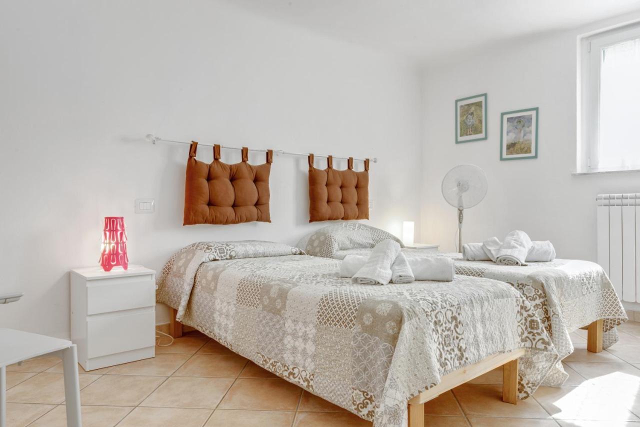 La Spezia Migliarina Bedrooms Екстер'єр фото