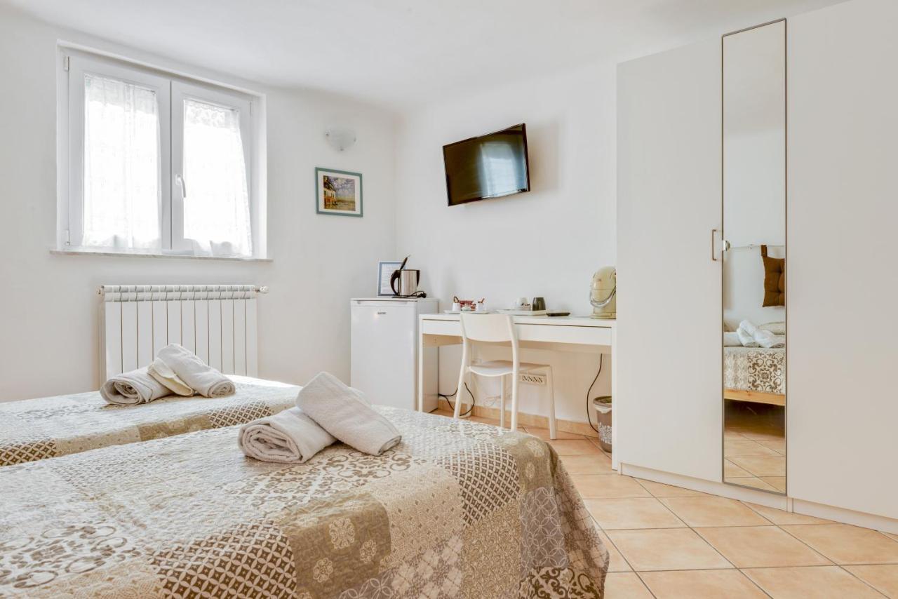 La Spezia Migliarina Bedrooms Екстер'єр фото